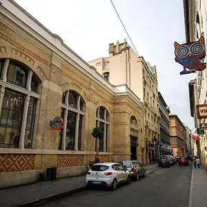 A37 Awesome Apartamento Budapest